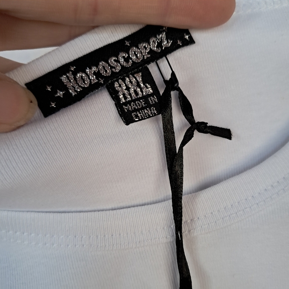 Dolls kill Pisces horoscopez nwt holographic gold baby doll tee! Cropped & cute - Picture 3 of 3